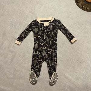 Burt's Bees Baby Organic Cotton Holiday Reindeer Zip-Up Footed Sleeper